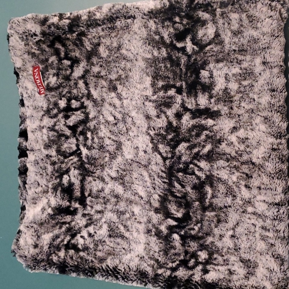 Faux Fur Neck Muff